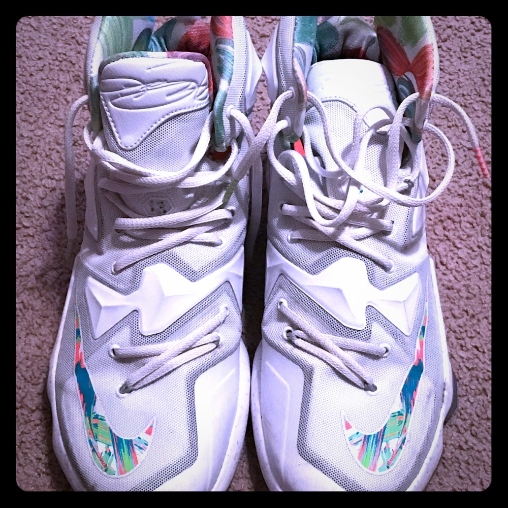 Lebron James Nike’s